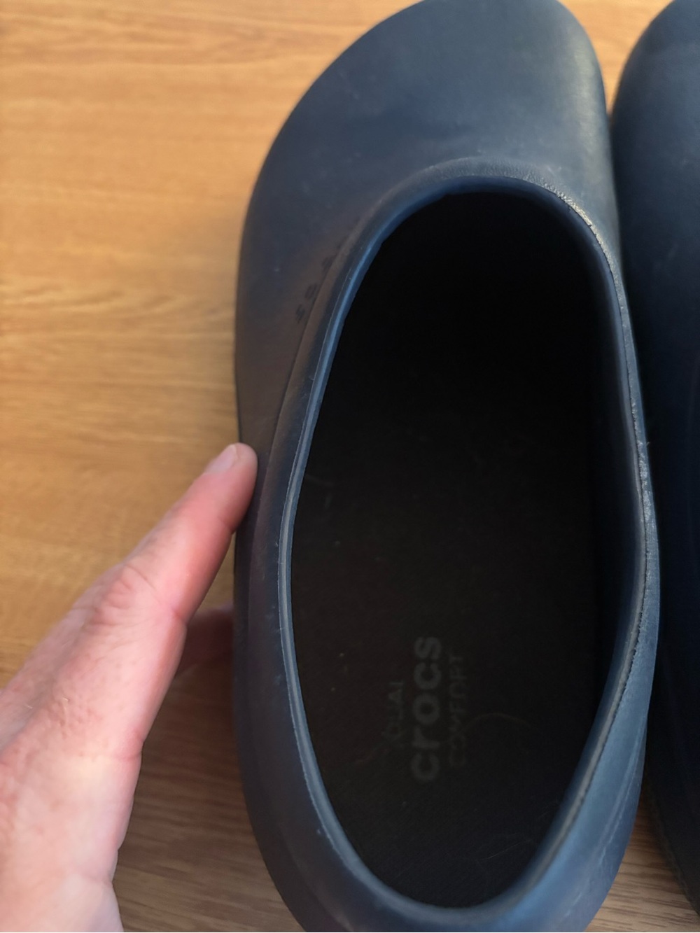 Crocs Clogs Unisex - Picture 2 of 4